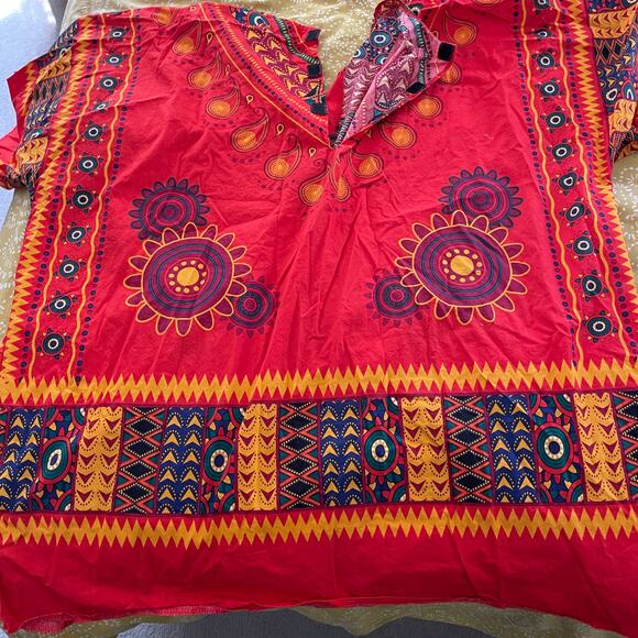 Spirit Halloween Hippie Costume XXL Adult Wig, Shirt, Glasses
Necklace 
New - Picture 8 of 12